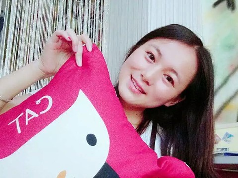 ♡糖果果♡海报