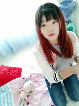 安静✘小鱼主播照片