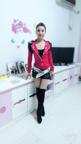静静的小窝儿主播照片