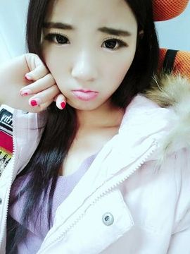 语涵529主播照片
