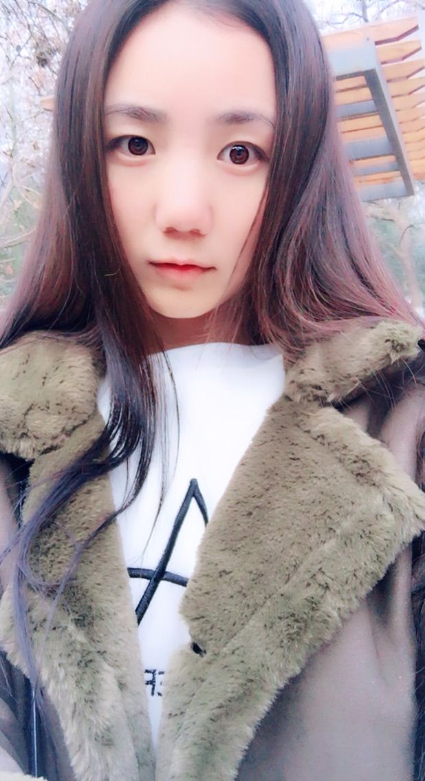 唯物唯语为你的主播照片