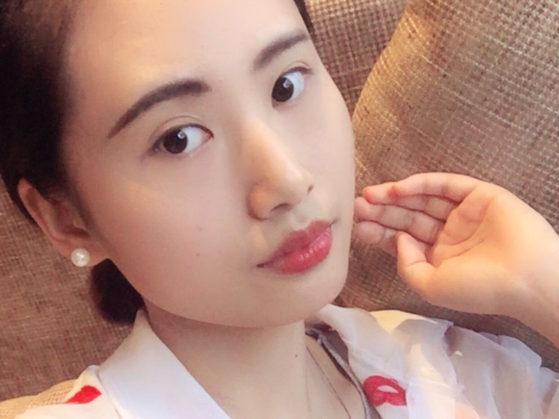 贝er凝墨的主播海报