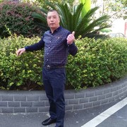 方小荣海报