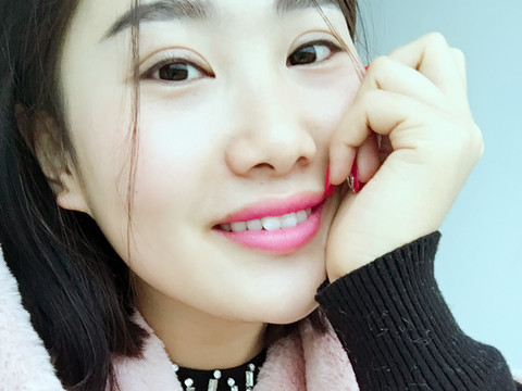 小慧慧🌸海报