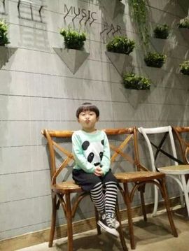 光影新秀哈岁主播照片