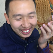 玉生缘翡翠