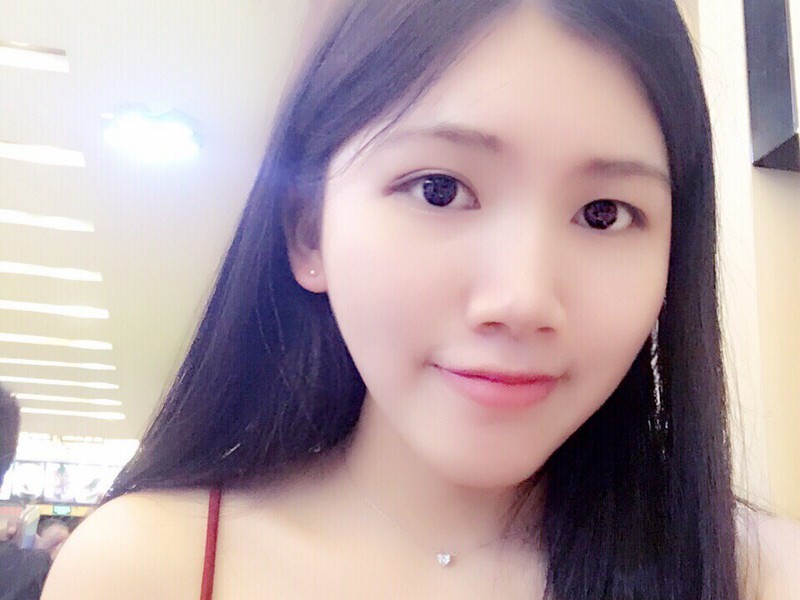 阿思思Shirley的主播海报