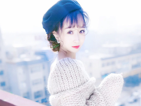 MO墨墨小姐姐~海报