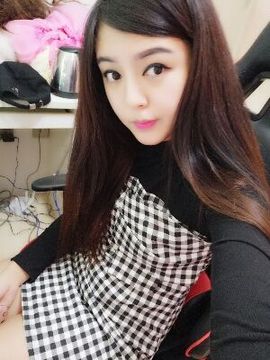 九小九，主播照片