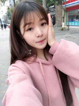 思琪！主播照片