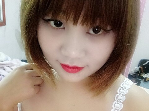 萌小美💋💋💋海报