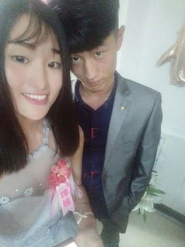 伟小傲主播照片