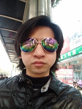 悲伤诗人流浪死亡主播照片