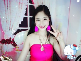 爱笑的静静主播照片