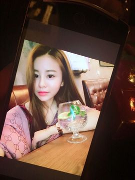 鹿哈哈baby主播照片