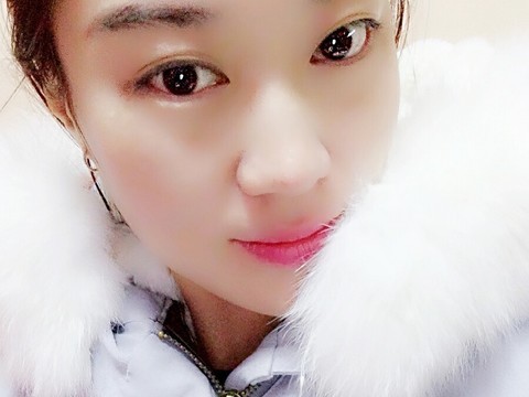 情一动🎶心就痛海报