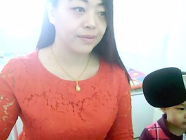 艳阳天!z主播照片