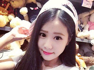 ，，乱溜达的主播照片