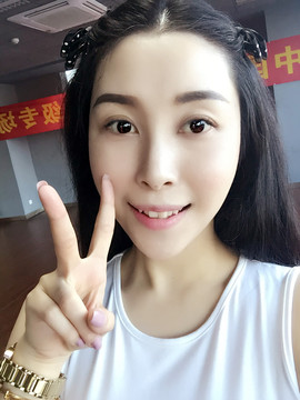 魅舞丶莹小莹主播照片
