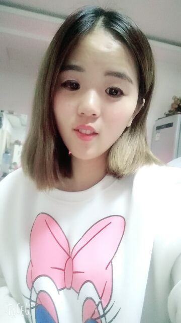 精灵～静静主播照片