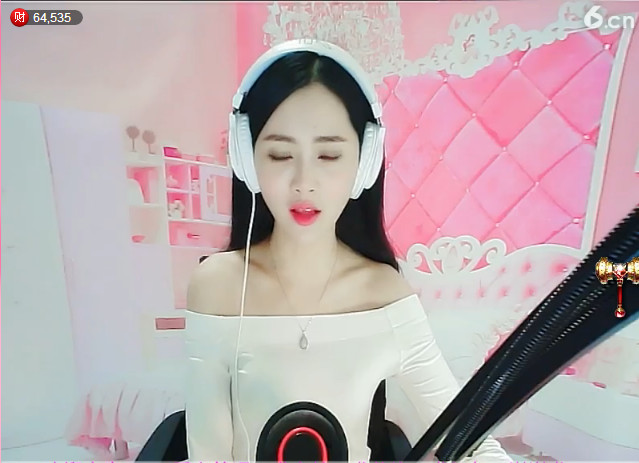 风中的风铃的图片