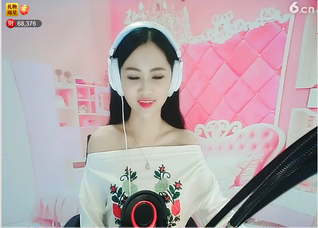 风中的风铃的图片