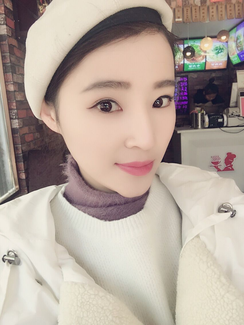 哎呀，小諾回來(lái)啦的主播照片