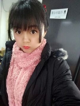 莉傻妞主播照片
