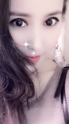 魅丽晴儿主播照片