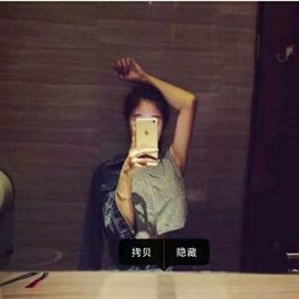 花一样女人主播照片