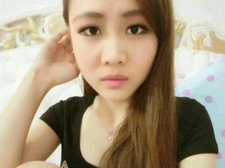 情轻意合t的主播照片