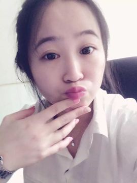 小艺停播主播照片