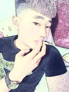 气质伟g主播照片
