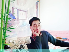 小哥阿杜主播照片