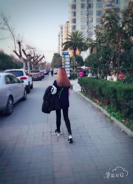 ღ寶兒ღ跑调王主播照片