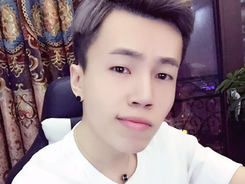 瞅啥，没见过帅哥啊海报