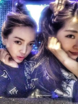 💋idareyou主播照片