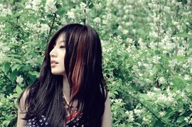 看美女唾觉主播照片