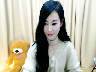 骑着鸭子逛澡堂的主播照片