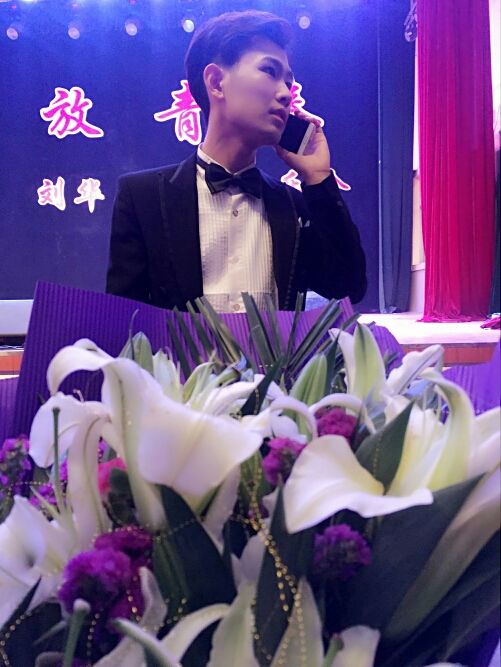 依然爱你*4的主播照片