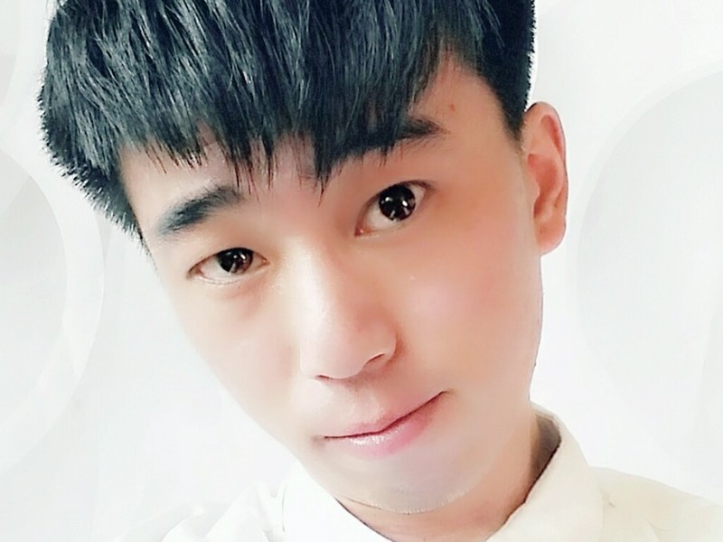 我是李小健的主播海报