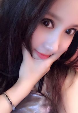 魅丽晴儿主播照片