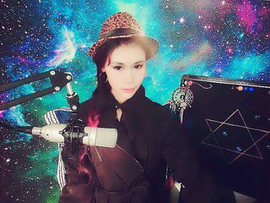 镜月照相思主播照片