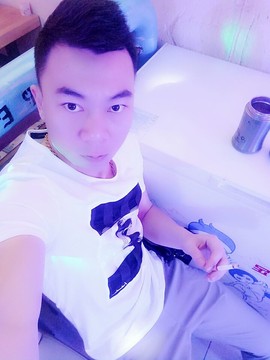 摆楞不了WO就别摆楞主播照片