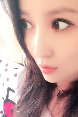 魅丽晴儿主播照片