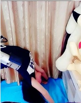 转身✔陌路主播照片
