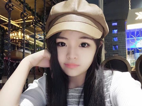 我就是静静吖海报