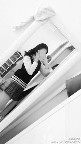 恒若曦主播照片