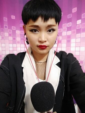MC莫愁?求升冠的主播照片