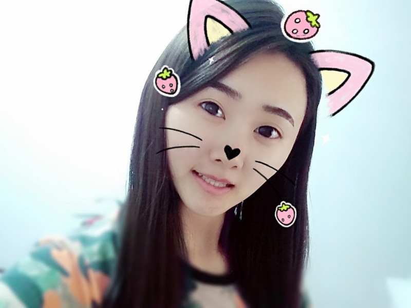 爱吃柚子的小鱼的主播海报